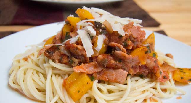 Bacon and basil spaghetti sauce recipe