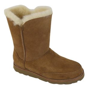 Shanleigh Chestnut Ugg Boot in the Clogg winter sale